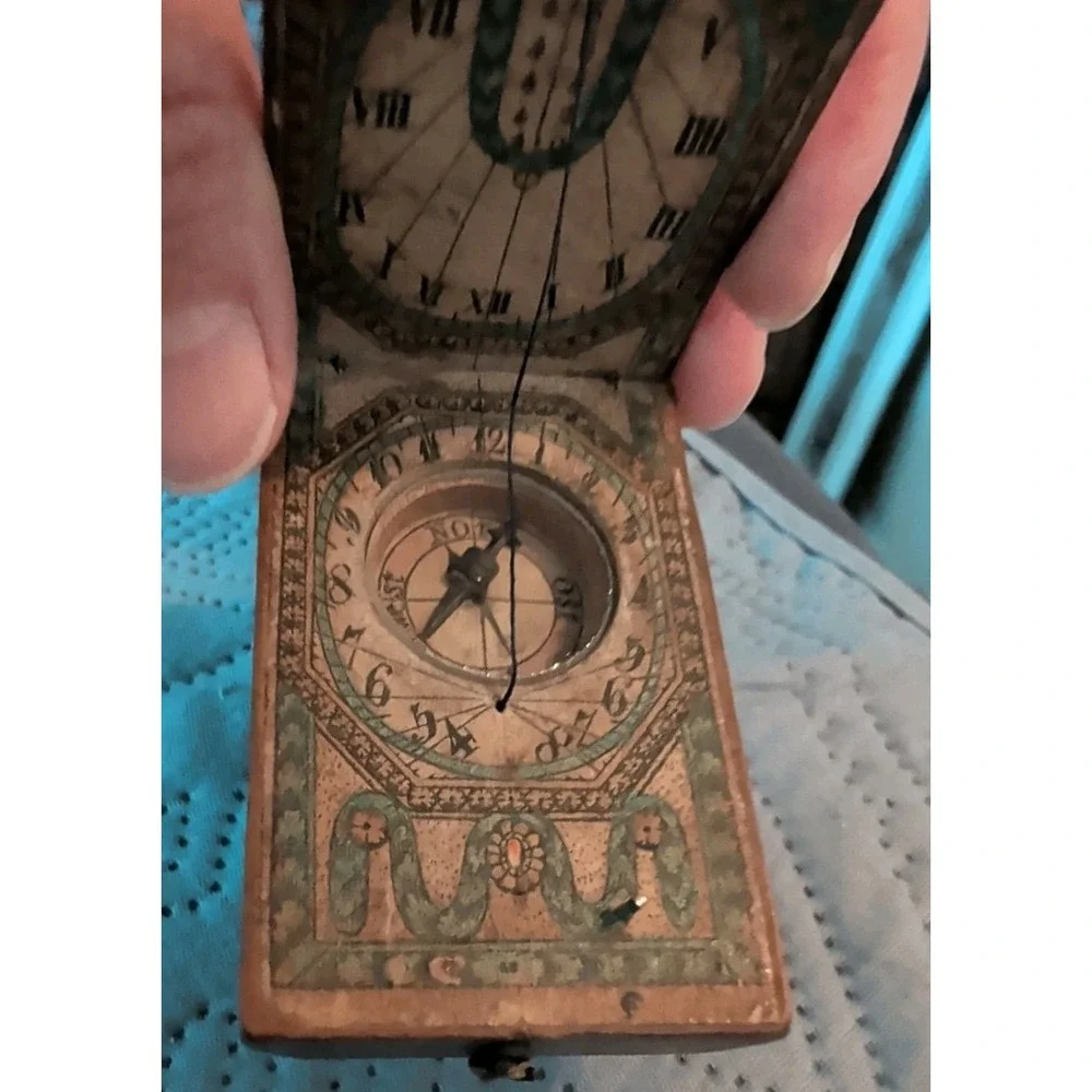 Antique  Wооden Folding  Pocket Compass Sundial Painted.Circa 1800.With Name.
